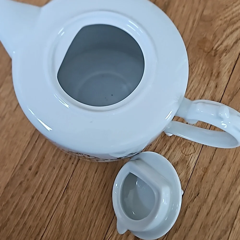 Rosanna Kings Road Redux Crown Teapot
